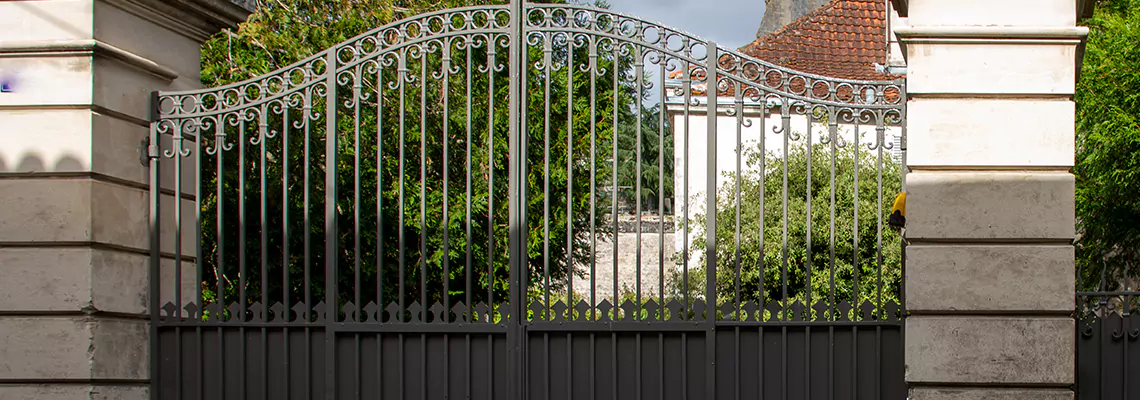 Wooden Swing Gate Repair in Footscray, VIC